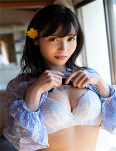 倾城十月
