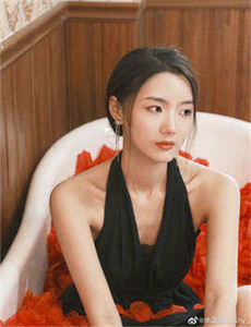 绳艺美女视频-友田真希