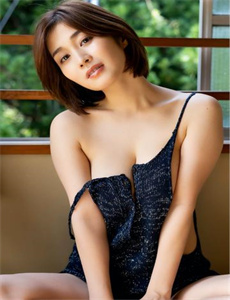 高黄H文各种姿势PLAY道具1V1-挠痒痒美女长视频
